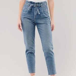 Hollister | mom jeans